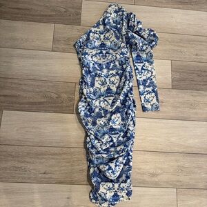 PrettyLittleThing Midi Dress